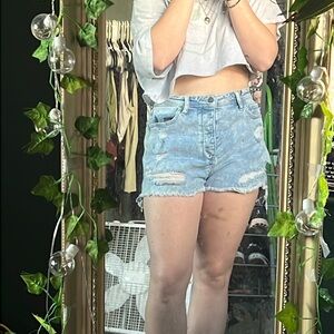 Hollister Jean shorts ; curvy ultra high rise mom short 3 ; 11 ; w30